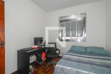 Quarto 2 de apartamento para alugar com 2 quartos, 54m² em São Sebastião, Porto Alegre