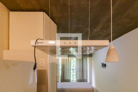 Quarto / Cozinha de kitnet/studio para alugar com 1 quarto, 28m² em Vila Indiana, São Paulo