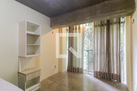 Quarto / Cozinha de kitnet/studio para alugar com 1 quarto, 28m² em Vila Indiana, São Paulo