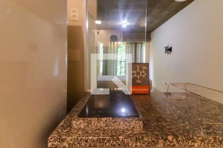 Quarto / Cozinha de kitnet/studio para alugar com 1 quarto, 28m² em Vila Indiana, São Paulo