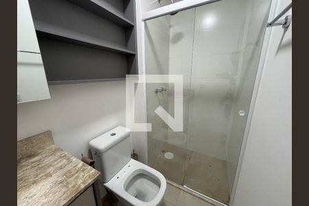 Banheiro de apartamento para alugar com 1 quarto, 42m² em Granja Viana, Cotia