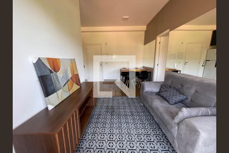 Sala de casa de condomínio para alugar com 1 quarto, 42m² em Granja Viana, Cotia
