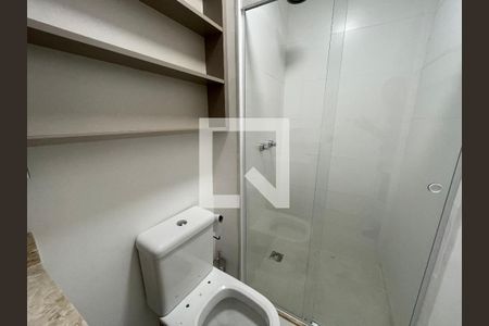 Banheiro Social de apartamento para alugar com 1 quarto, 38m² em Granja Viana, Cotia