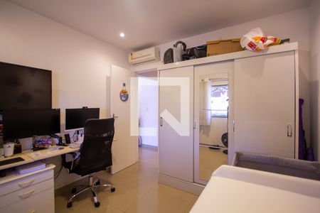 Quarto 1 de casa de condomínio para alugar com 2 quartos, 78m² em Maria Paula, São Gonçalo