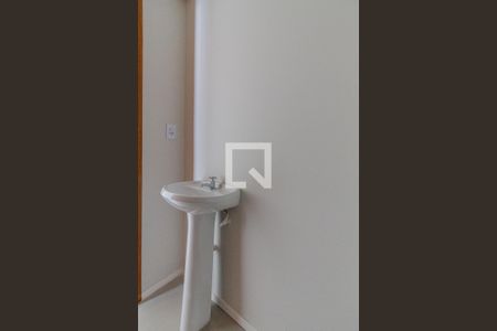 Lavabo de apartamento para alugar com 2 quartos, 52m² em Nonoai, Porto Alegre
