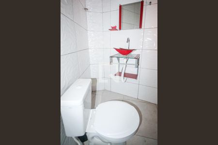 Banheiro de casa para alugar com 1 quarto, 40m² em Jardim Sao Luiz, São Paulo