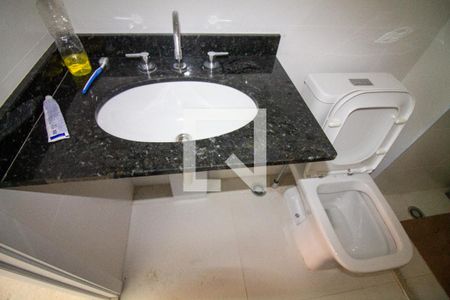 Banheiro de apartamento à venda com 2 quartos, 81m² em Brooklin, São Paulo