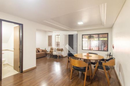 Sala de casa para alugar com 3 quartos, 160m² em Santa Quiteria, Curitiba