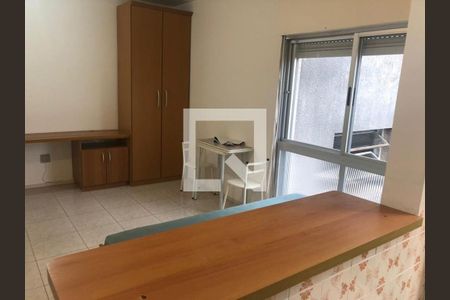 Sala/Quarto  de apartamento para alugar com 1 quarto, 49m² em Santana, Porto Alegre