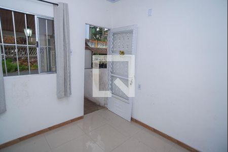 Sala de casa para alugar com 2 quartos, 65m² em São Lucas, Viamão