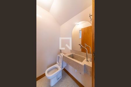 Lavabo de casa para alugar com 3 quartos, 250m² em Jardim Pilar, Santo André