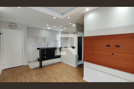 Sala de apartamento para alugar com 2 quartos, 49m² em Vila Romanópolis, Ferraz de Vasconcelos