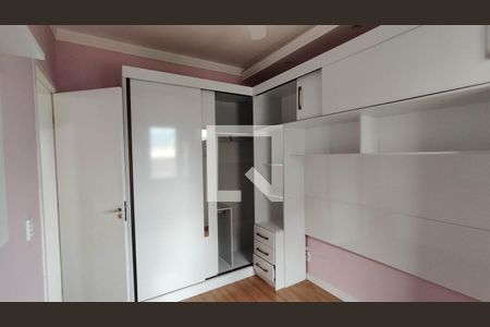 Quarto 2 de apartamento para alugar com 2 quartos, 49m² em Vila Romanópolis, Ferraz de Vasconcelos