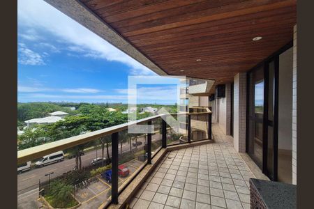 Varanda  de apartamento à venda com 4 quartos, 178m² em Barra da Tijuca, Rio de Janeiro
