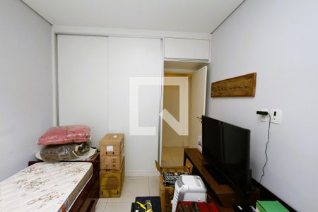 Quarto 1 de apartamento para alugar com 2 quartos, 90m² em Grajaú, Belo Horizonte