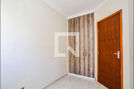 Quarto 1 de apartamento para alugar com 2 quartos, 39m² em Vila Linda, Santo André