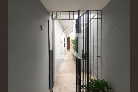 Corredor de casa à venda com 3 quartos, 347m² em Cidade Ademar, São Paulo