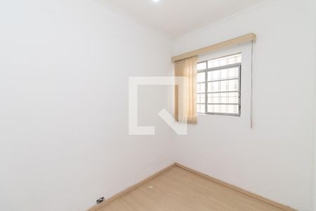Quarto 1 de casa para alugar com 4 quartos, 120m² em Vila Granada, São Paulo