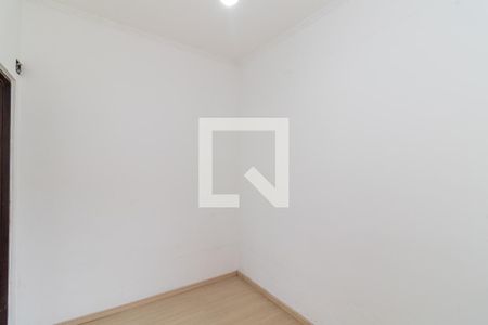 Quarto 1 de casa para alugar com 4 quartos, 120m² em Vila Granada, São Paulo