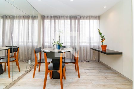 Sala de apartamento à venda com 2 quartos, 71m² em Vila da Serra, Nova Lima