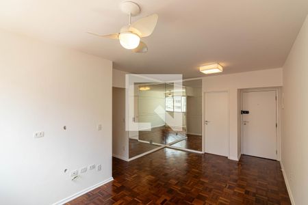 Sala de apartamento para alugar com 2 quartos, 75m² em Indianópolis, São Paulo