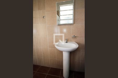 Banheiro de apartamento para alugar com 2 quartos, 36m² em Vicente de Carvalho, Rio de Janeiro