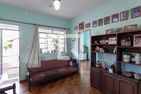 Casa 1 - Sala de casa à venda com 3 quartos, 360m² em Alípio de Melo, Belo Horizonte