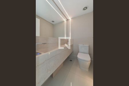 Lavabo de apartamento para alugar com 3 quartos, 185m² em Campo Belo, São Paulo