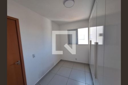 Quarto 1 de apartamento para alugar com 2 quartos, 60m² em Osvaldo Rezende, Uberlândia