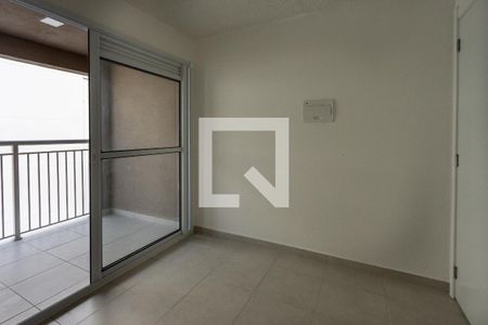 Sala de apartamento para alugar com 2 quartos, 34m² em Parque Industrial Tomas Edson, São Paulo