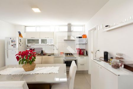 Sala/Cozinha de apartamento para alugar com 2 quartos, 85m² em Moema, São Paulo