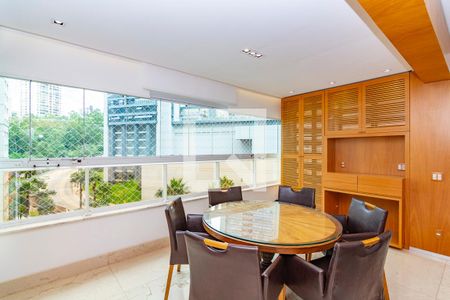 Sala de apartamento para alugar com 3 quartos, 154m² em Vila da Serra, Nova Lima