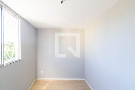 Quarto 1 de apartamento para alugar com 2 quartos, 52m² em Inhoaíba, Rio de Janeiro