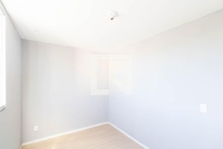 Quarto 1 de apartamento para alugar com 2 quartos, 52m² em Inhoaíba, Rio de Janeiro