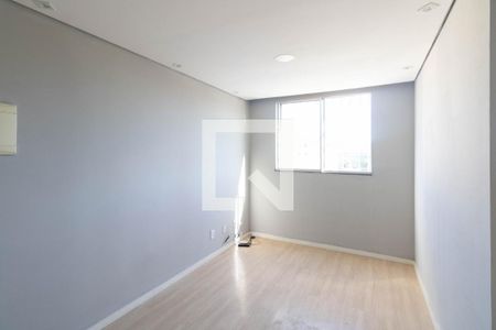 Sala de apartamento para alugar com 2 quartos, 52m² em Inhoaíba, Rio de Janeiro