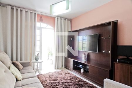 Sala de casa à venda com 3 quartos, 120m² em Casa Verde, São Paulo