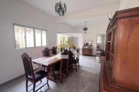 Casa à venda com 3 quartos, 192m² em Nova Floresta, Belo Horizonte