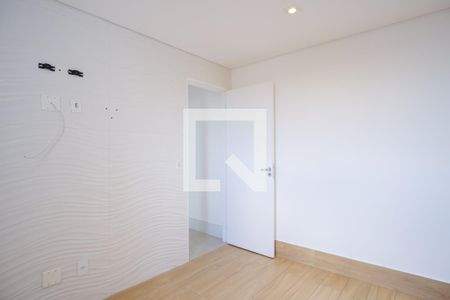 Quarto 1 de apartamento para alugar com 2 quartos, 52m² em Vila Moreira, São Paulo