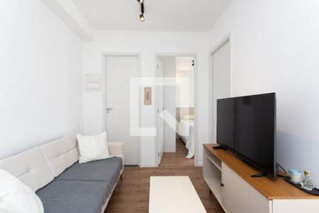 Sala / Cozinha  de apartamento para alugar com 2 quartos, 32m² em Cidade Antônio Estêvão de Carvalho, São Paulo