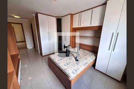 Casa à venda com 4 quartos, 271m² em Encantado, Rio de Janeiro