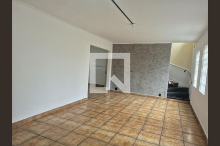 Casa à venda com 3 quartos, 195m² em Vila Scarpelli, Santo André