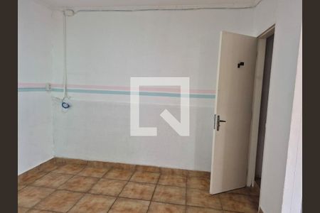 Casa à venda com 3 quartos, 195m² em Vila Scarpelli, Santo André