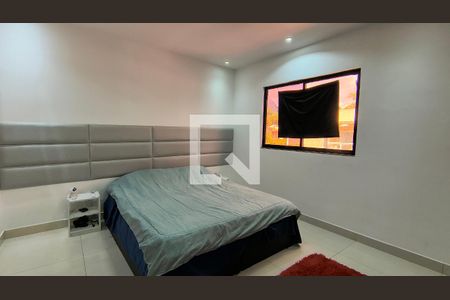 Suíte  de casa de condomínio para alugar com 3 quartos, 240m² em Vargem Pequena, Rio de Janeiro