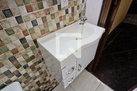 Lavabo de casa à venda com 3 quartos, 142m² em Vila Basileia, São Paulo