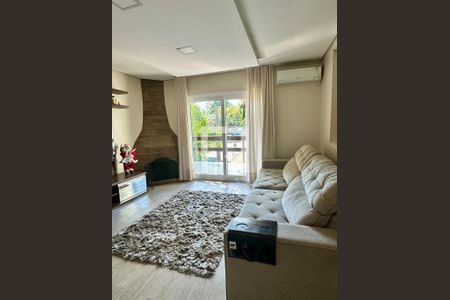 Casa para alugar com 3 quartos, 300m² em Mauá, Novo Hamburgo