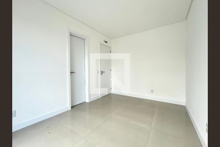 Suite  de apartamento para alugar com 2 quartos, 61m² em Alto Ribeirão Leste, Florianópolis