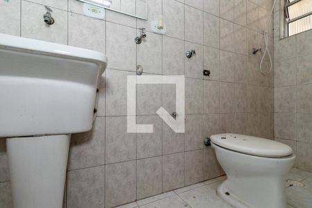 Banheiro de kitnet/studio para alugar com 1 quarto, 22m² em Água Branca, São Paulo