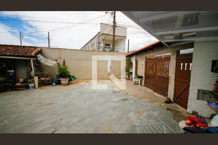 Garagem de casa para alugar com 3 quartos, 120m² em Samambaia, Praia Grande
