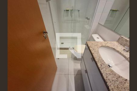 Banheiro  de apartamento à venda com 3 quartos, 100m² em Botafogo, Rio de Janeiro