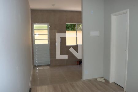 Casa para alugar com 2 quartos, 60m² em Parque Rizzo, Cotia